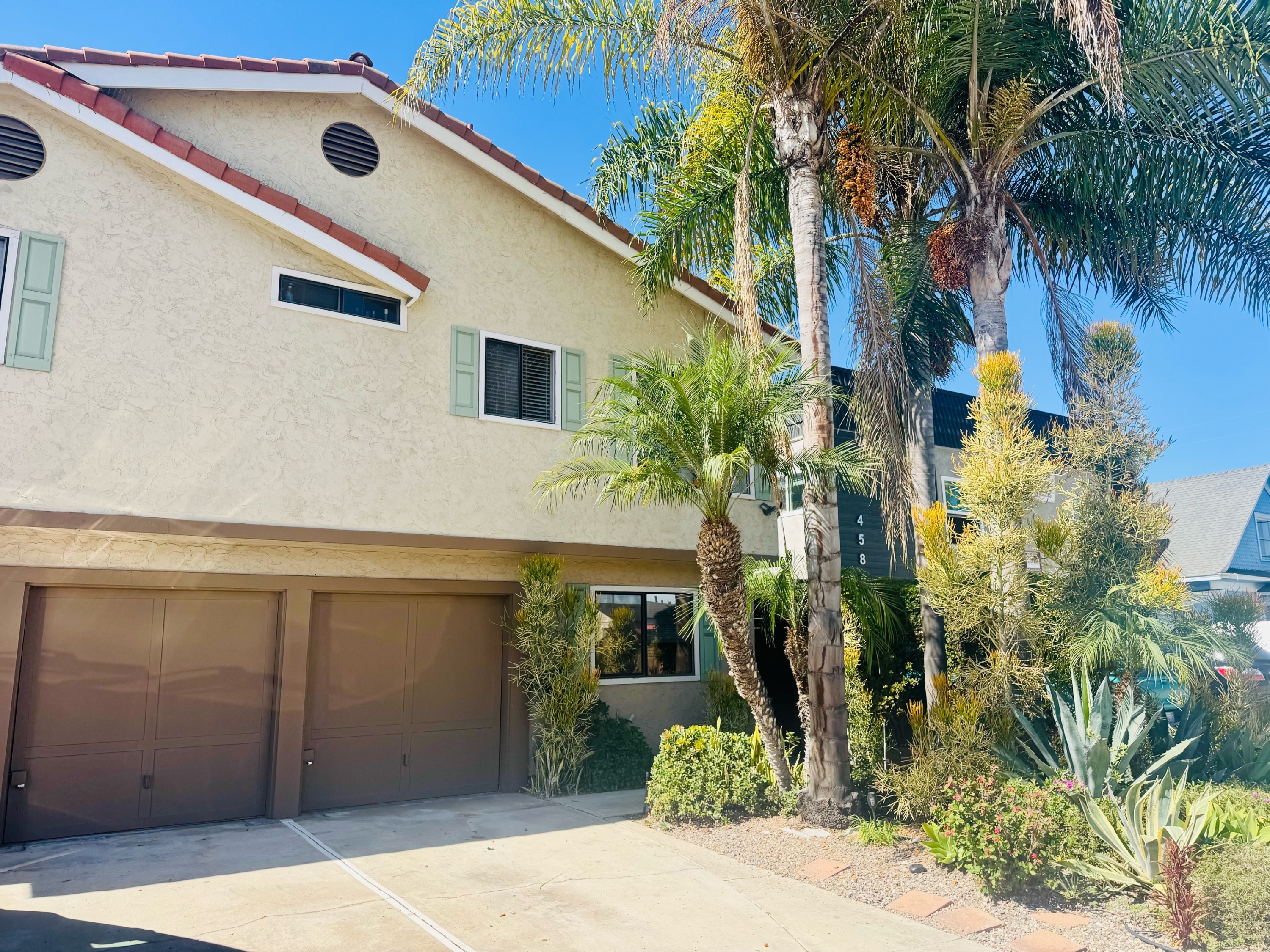 4576 Hawley Blvd #8